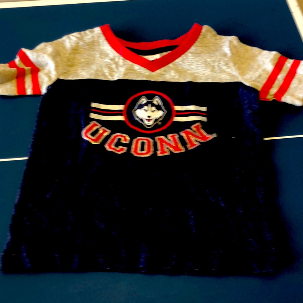 Toddler U Conn t shirt